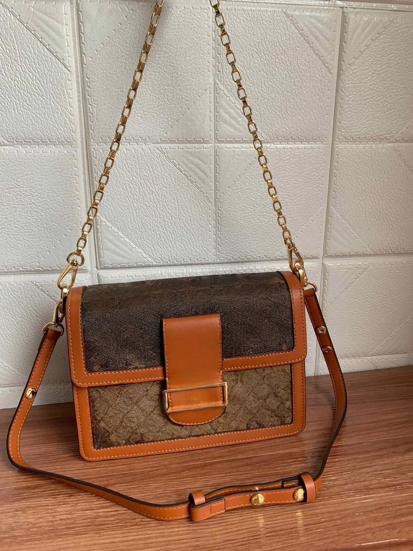 Colección Vuitton Ivloverlaura Aimereluxurycollection Accesorios de lujo Bolsos de lujo Bolsa Tote de cuero Bolsa de hombro Bolsa cruzada Bolso