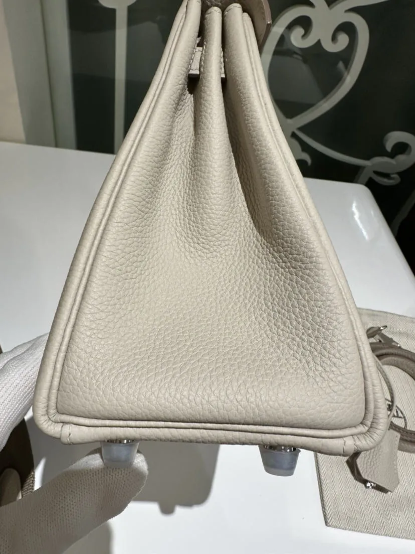 Bolsos de lujo de diseñadora para mujeres Ky 25cm 8L bolsa de cuero Togo blanca glaciar