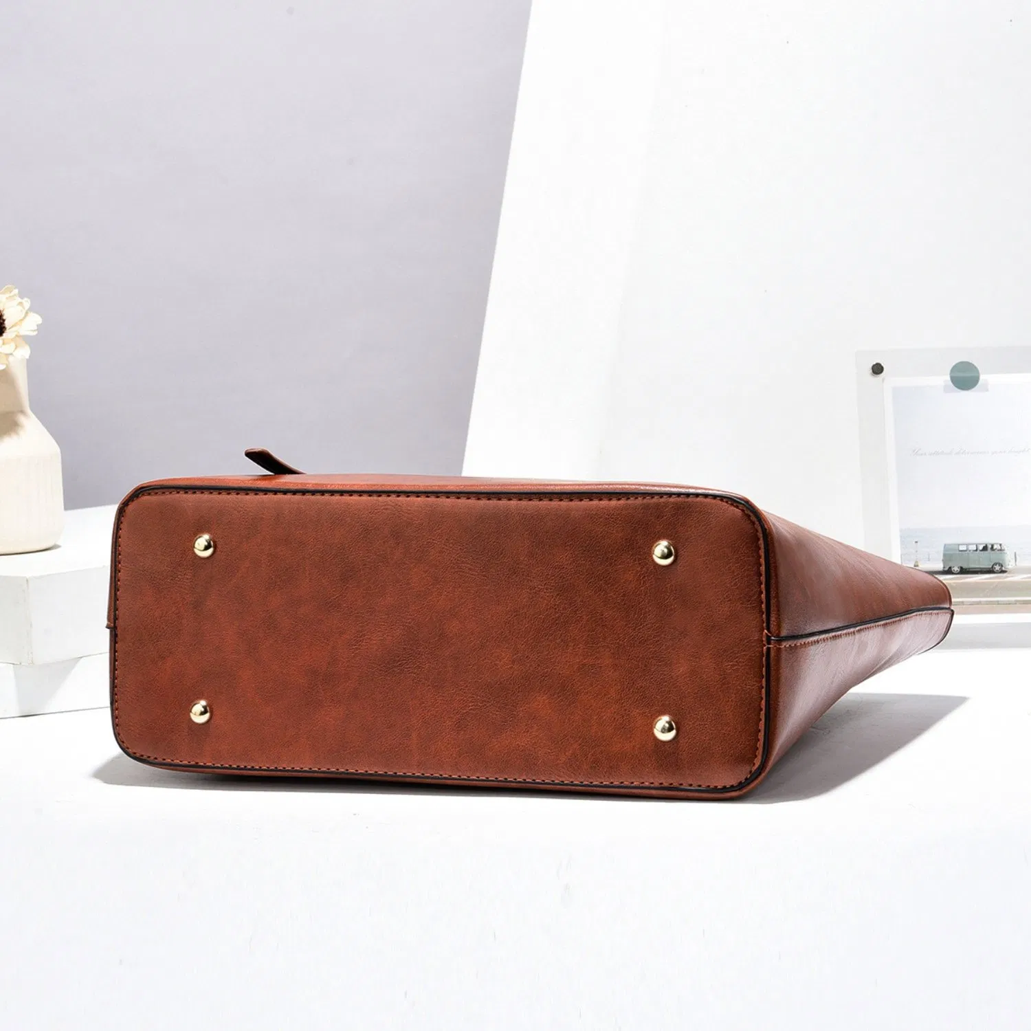 Bolso tote de cuero PU para mujeres, de gran capacidad, elegante bolso de hombro para damas con cremallera para uso diario