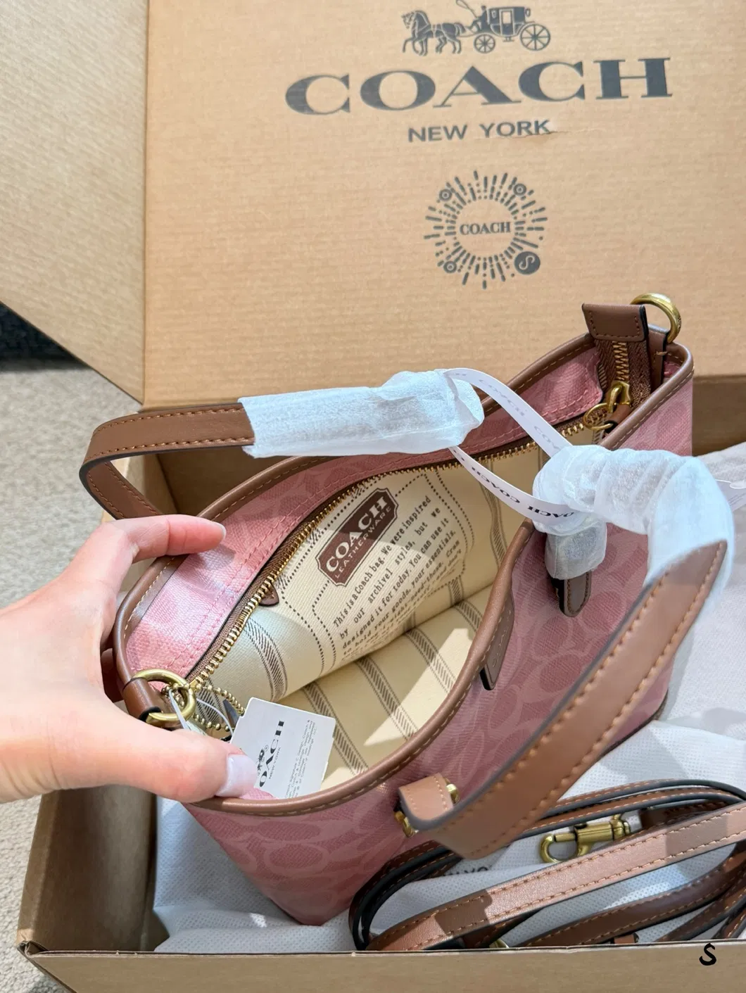 Fabricante mayorista de bolsos de mano de cuero PU para mujeres, bolsos de hombro de moda, bolsos cruzados para damas, fábrica de Guangzhou