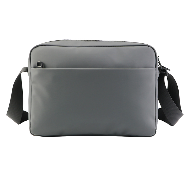 2025 Bolsa de hombro cruzada de lujo para hombre, bolso de viaje deportivo, diseño de cuero PU, bandolera con cinturón, cierre de cremallera, bolsa de mensajero para laptop