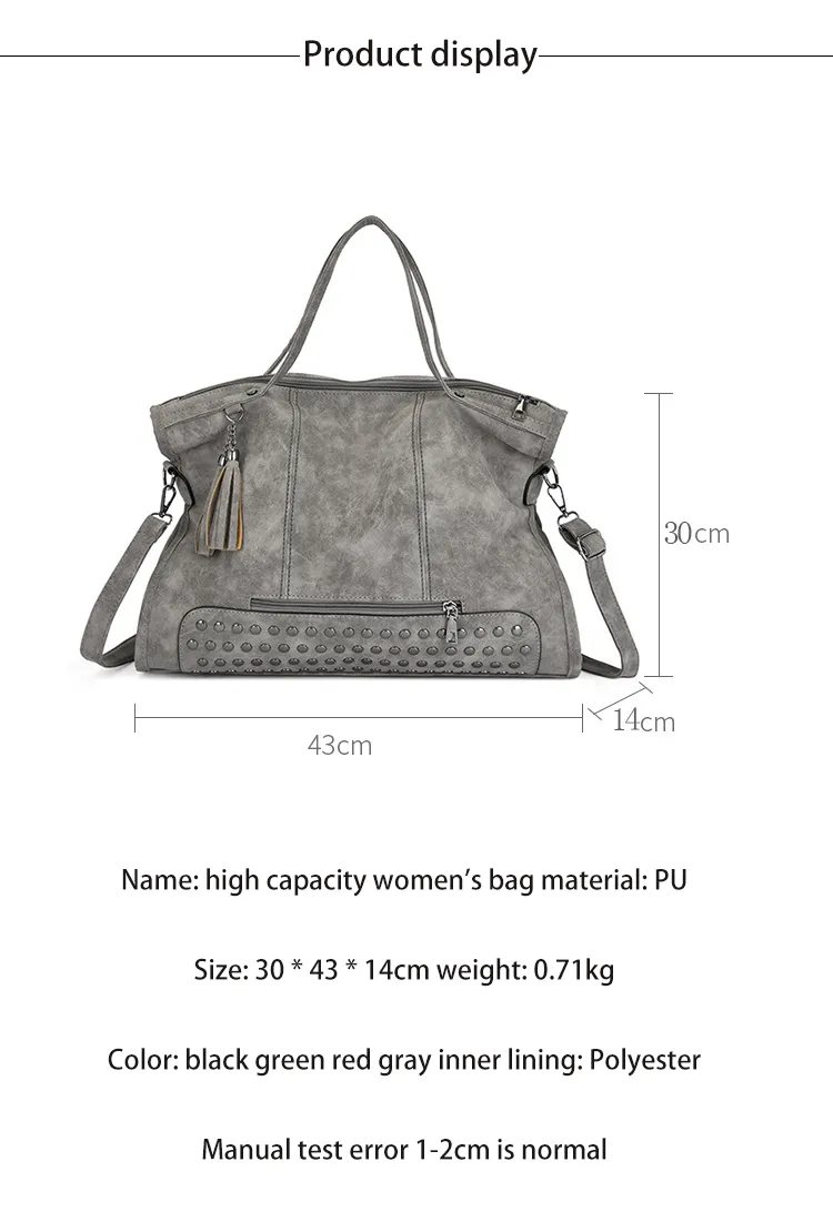 Bolso de mano de cuero con borlas
