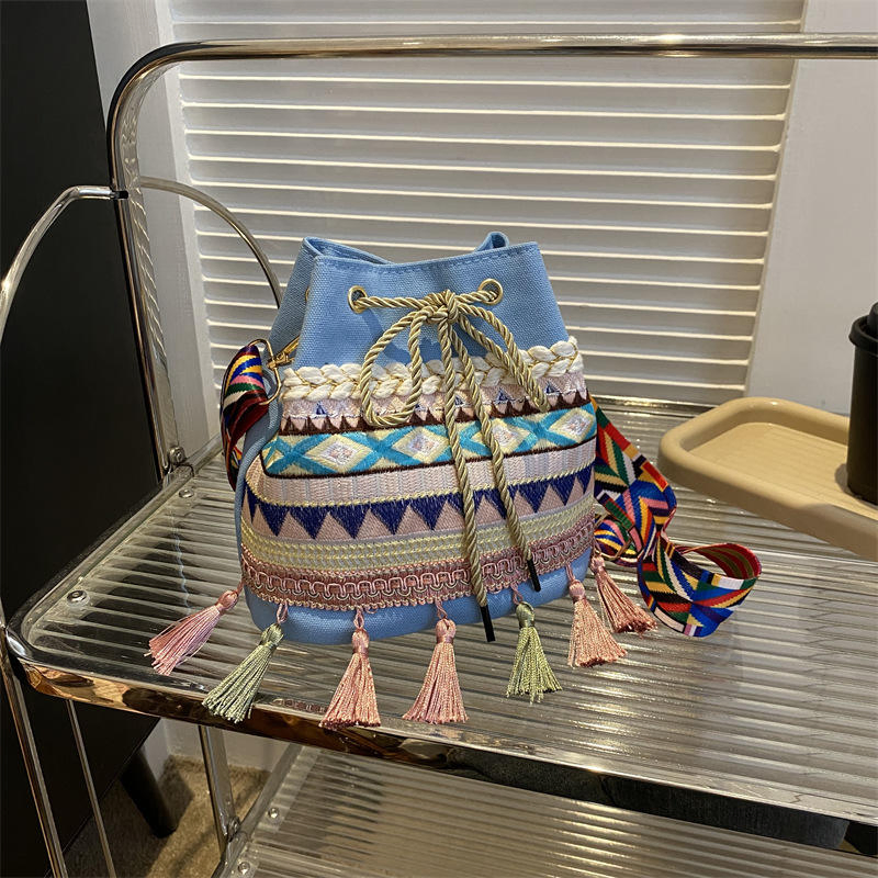 Bolso de mensajero de estilo étnico con bordado retro y borlas, bolso de tela de estilo nacional, bolso de hombro de lona