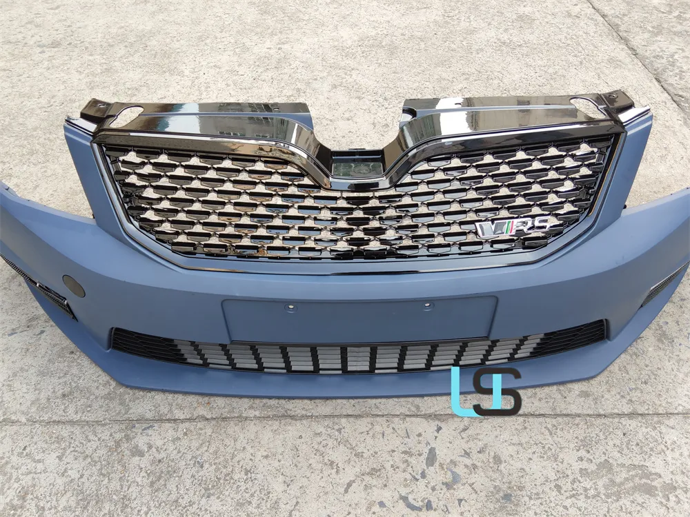 Kit de Carroceria com Grade Frontal Modificada para Octavia A7 RS