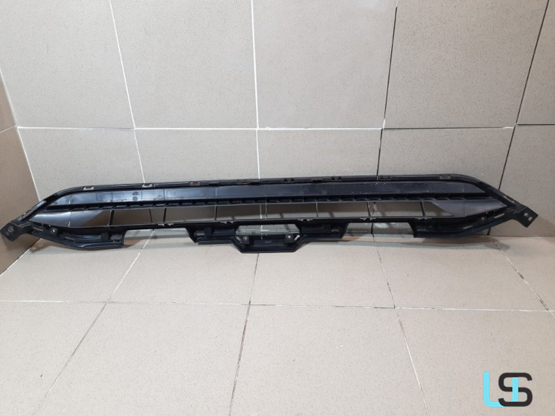 2803117xkq00A Grade Inferior do Para-choque Frontal Central Haval F7 2017-