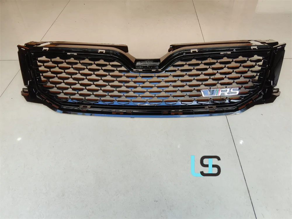 Kit de Carroceria com Grade Frontal Modificada para Octavia A7 RS