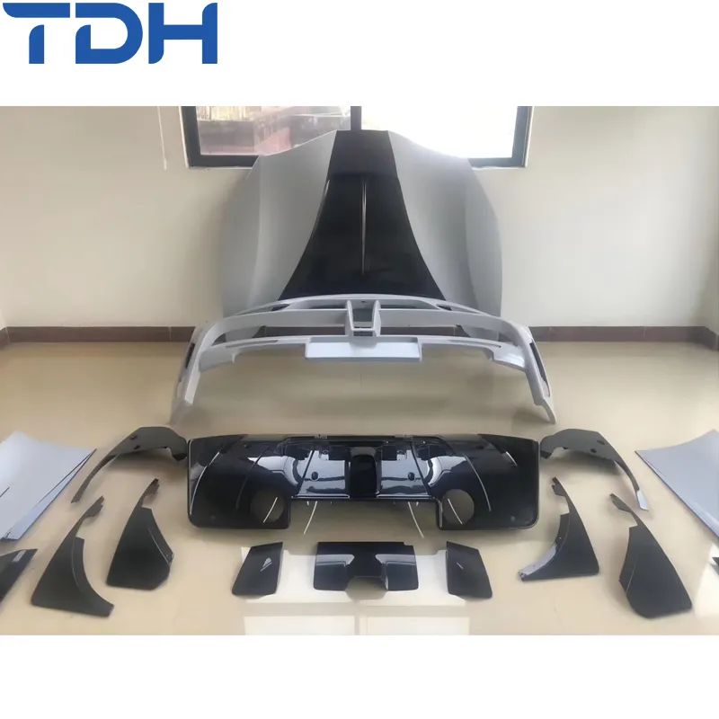 Para-choque de Carbono de Alta Qualidade para Ferrari 488 Facelift para Para-choque Frontal Mansory Para-choque Traseiro com Peças de Carro em Carbono