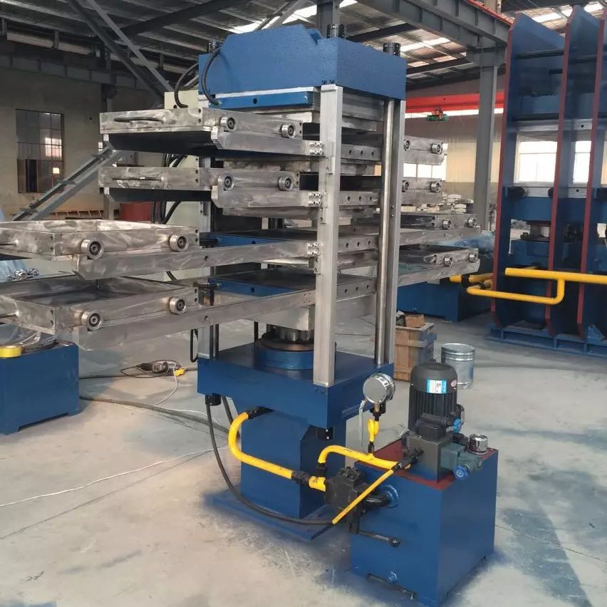 Equipamento para Fabricação de Paradas de Carro de Borracha Personalizadas, Máquina de Fabricação de Piso de Borracha, Máquina de Prensa de Vulcanização para Bumpers de Velocidade de Borracha, Máquina de Fabricação de Ladrilhos de Granulado EPDM
