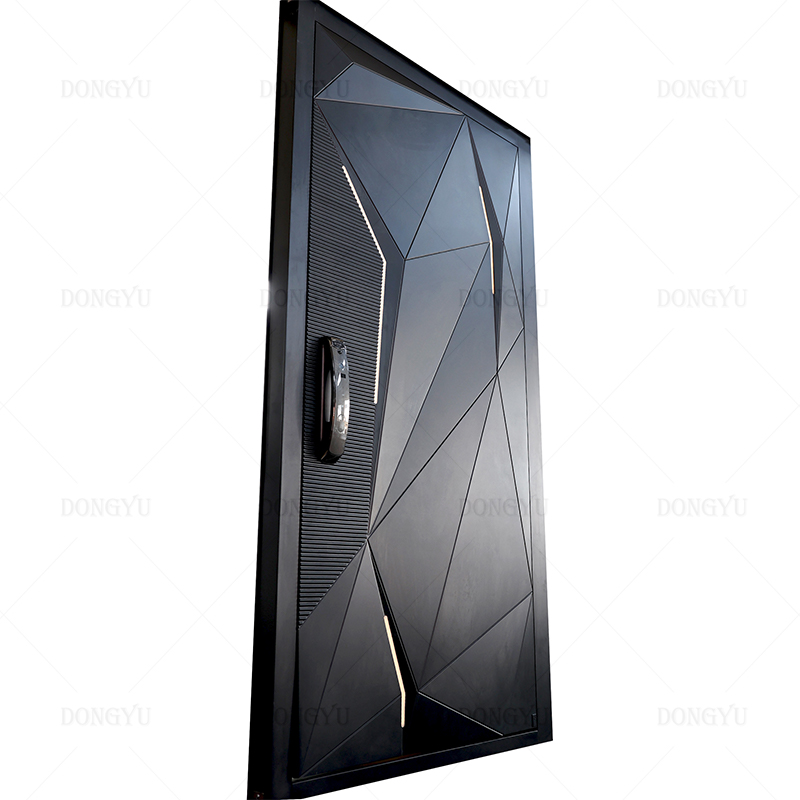 Fashion Design Aluminum Plate Carved Cast Door Avant-garde Fashion Classic Armored Security Copper Door