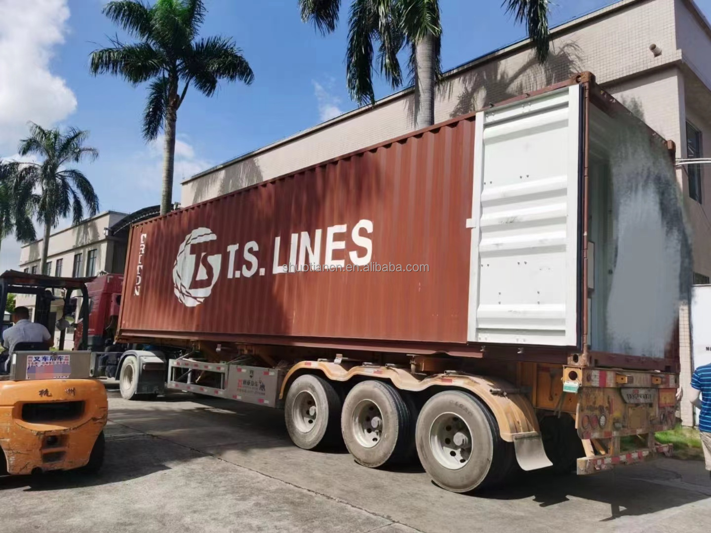 Loading Delivery