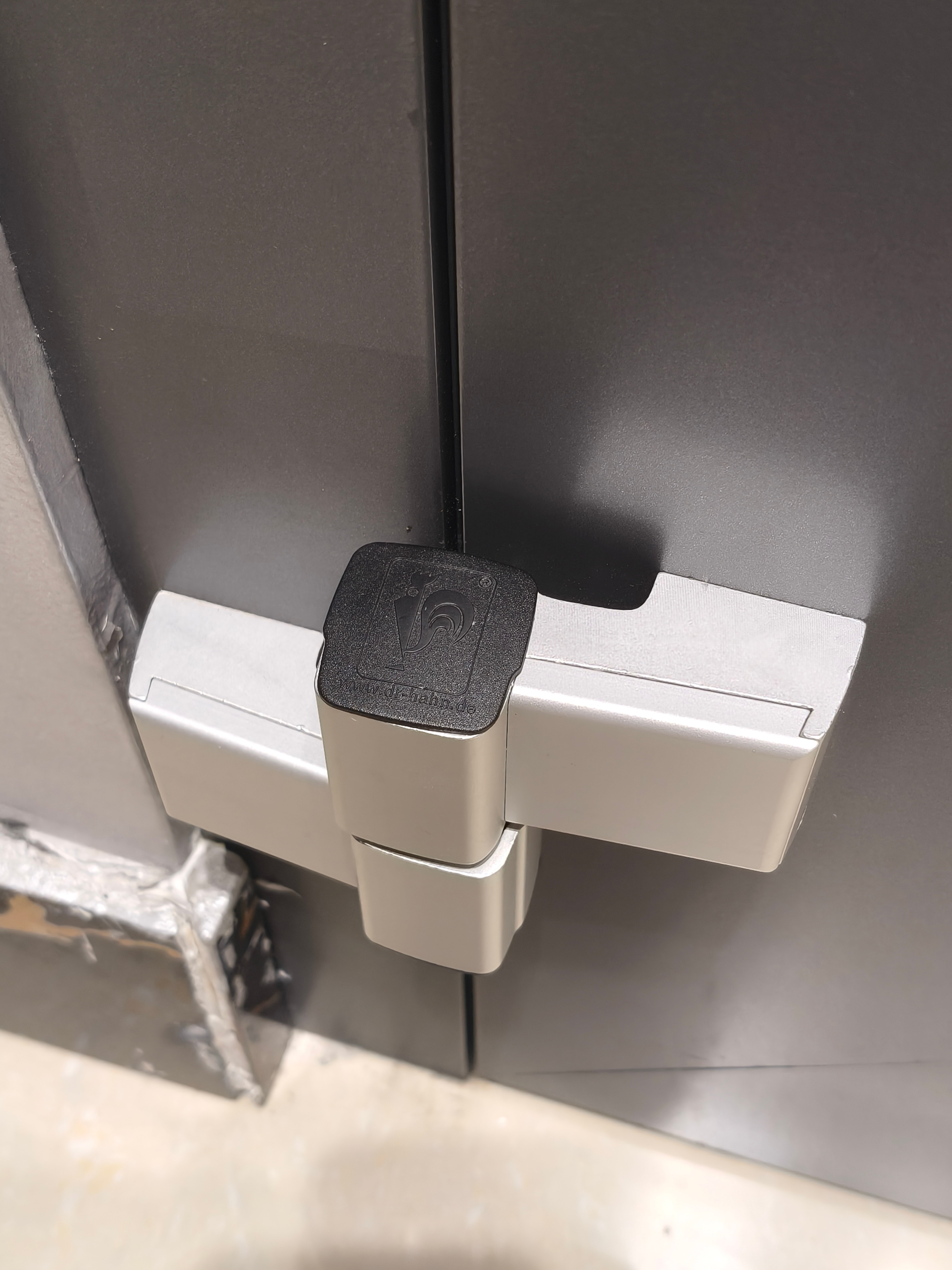 Luxury Design Aluminum Entrance Door Exterior Security Front Pivot Door Modern Entry Aluminum Intelligence Door