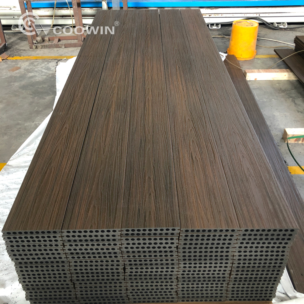 COOWIN Park Midcentury Composite Pvc Outdoor Patio Wood WPC Decking Distressed Decking