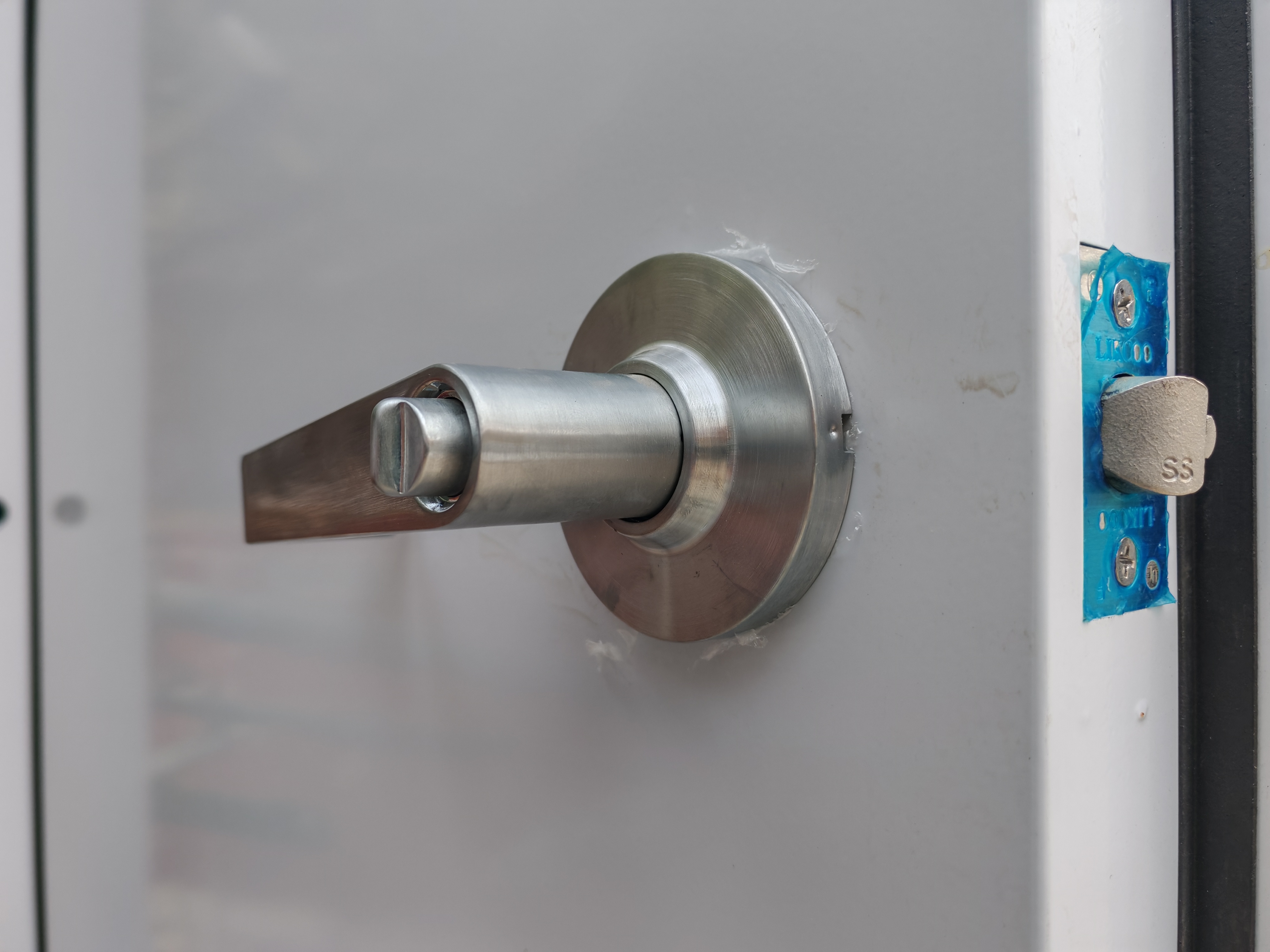 High Quality American Steel Security Door Modern Design Bulletproof Fire Safe Fire Prevention Feature for Villa Workshops