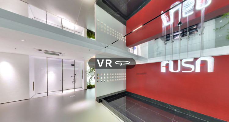 VR Showroom Preview