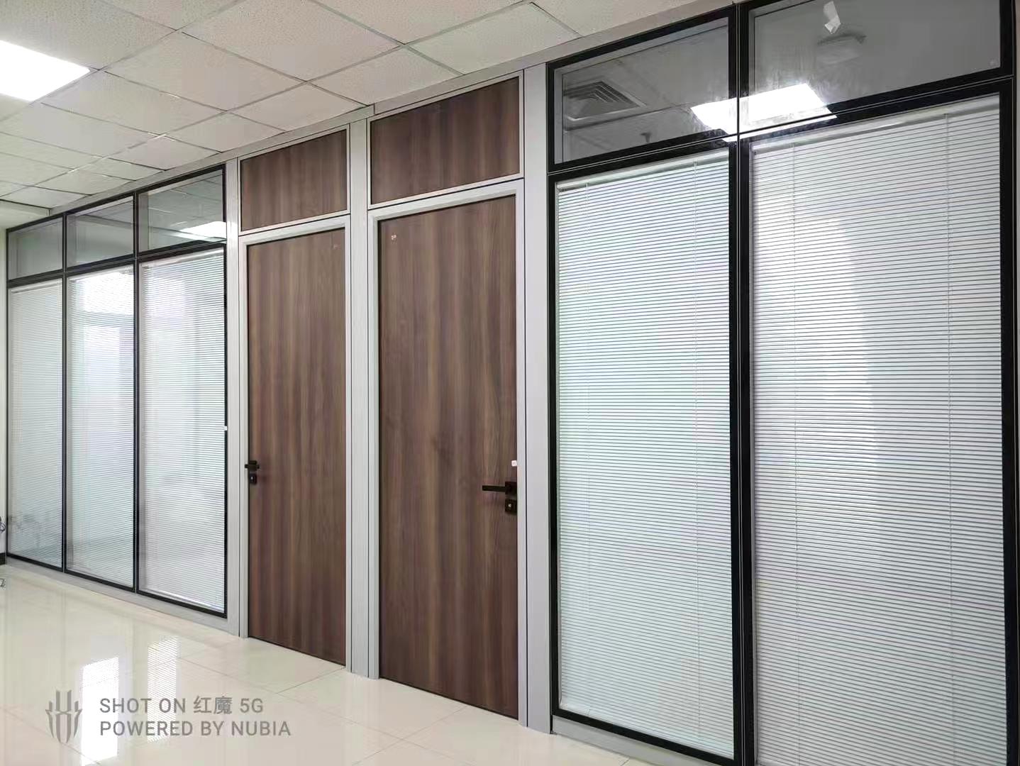 Wooden Office Interior Design Entry Doors Fireproof Soundproof Booth Partition Door Wooden Style Panel Door