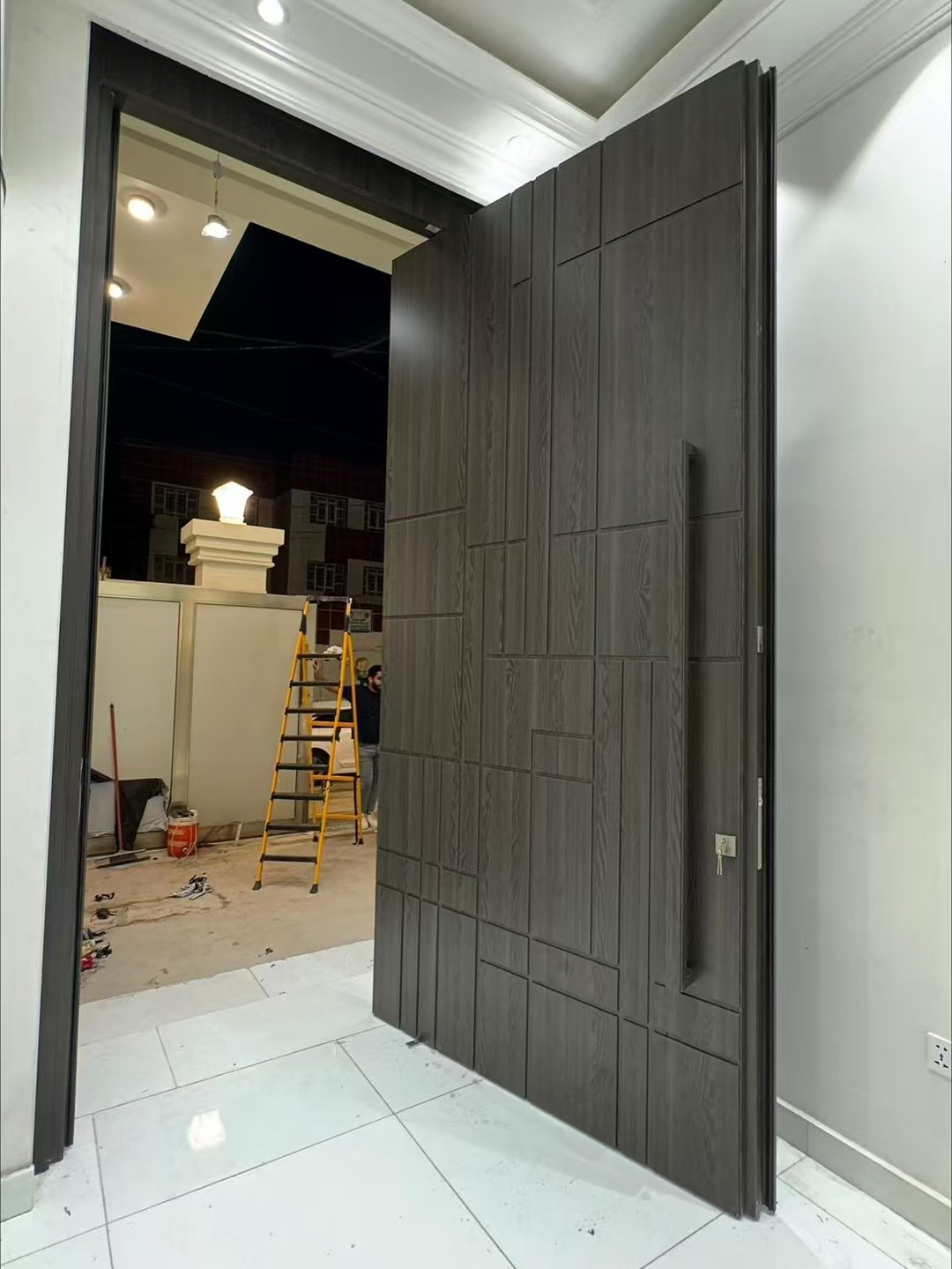 OEM/ODM Aluminum Waterproof Fireproof Anti Theft Villa Exterior Large Security Door Armored Doors for Houses