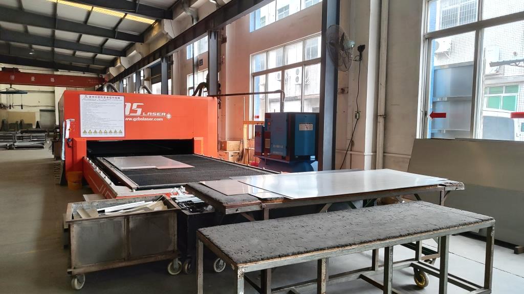 Larsom Door plate shearing machine for precision steel cutting