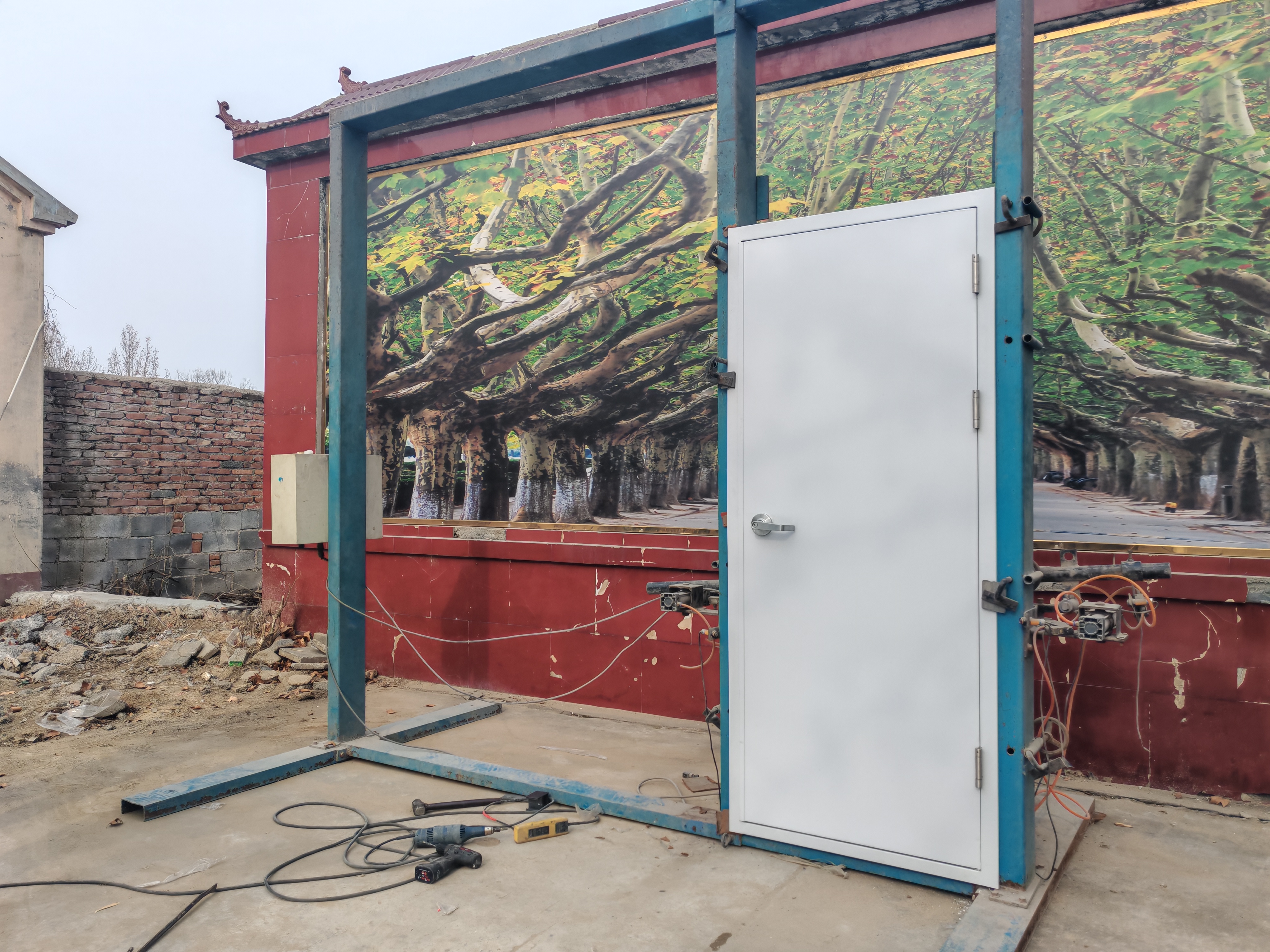 High Quality American Steel Security Door Modern Design Bulletproof Fire Safe Fire Prevention Feature for Villa Workshops