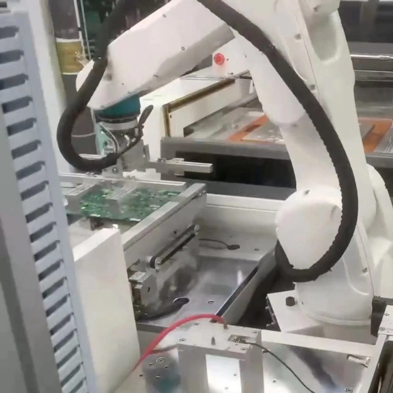 Ra PCB Separation Collaborative Robot for SMT Electronic Assembly Line, Equipped with Laser/V-Cut Dual Mode/± 0.02mm Precision Cutting Equipment