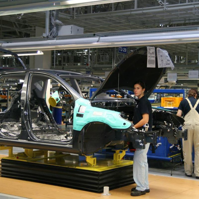 Customizable Car Frame Welding Production System for Optimal Efficiency