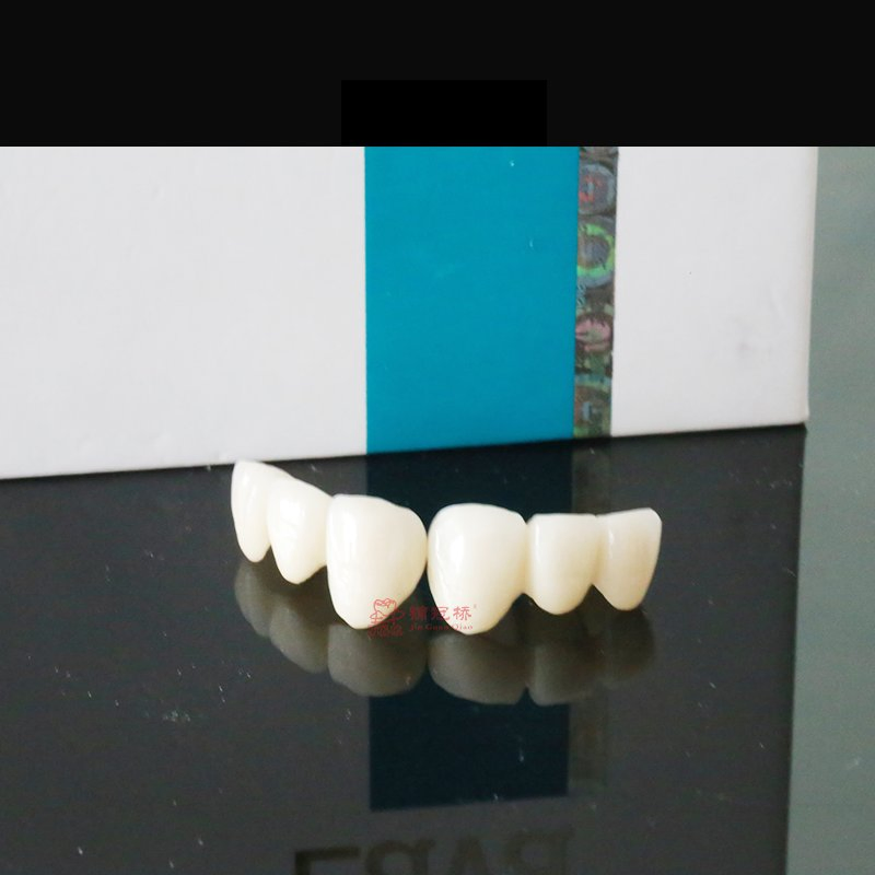 Dental Solid Zirconia Crowns Bridges Fixed Denture Restorations to Improve The Original Tooth