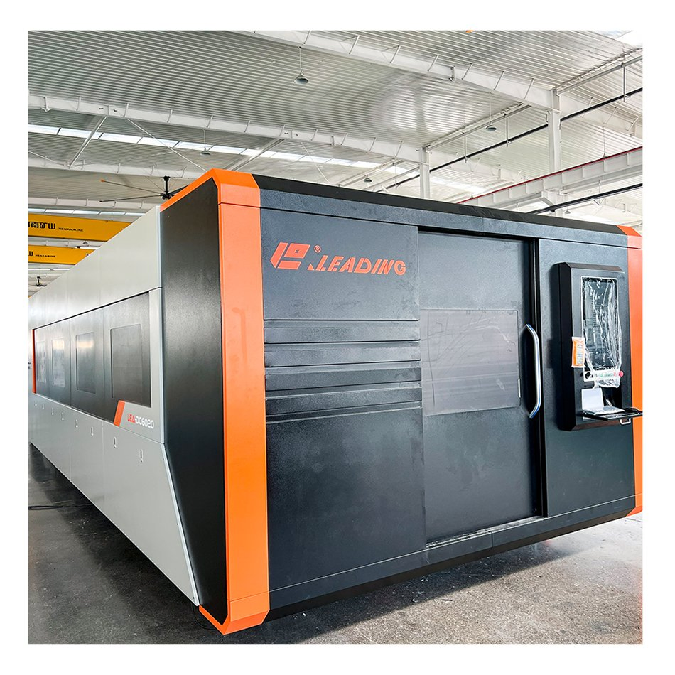 2kw Laser Cutting Machinesheet Metal High Power Surrounding Enclosed Fiber Laser Cutting Machine