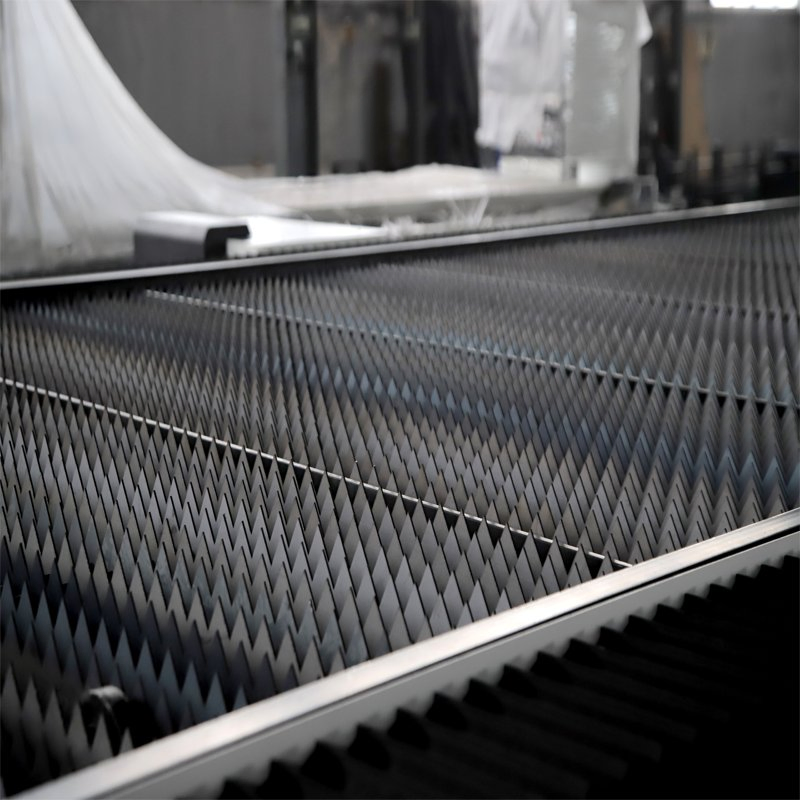 High Power Metal Sheet Fiber Laser Cuttting Machine Laser Cutter Price Single Platform