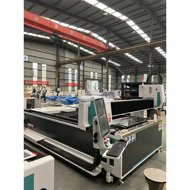 Integrated Laser Cutting System for Heavy-Duty Plates and Tubes for Industrial Metal Cutting