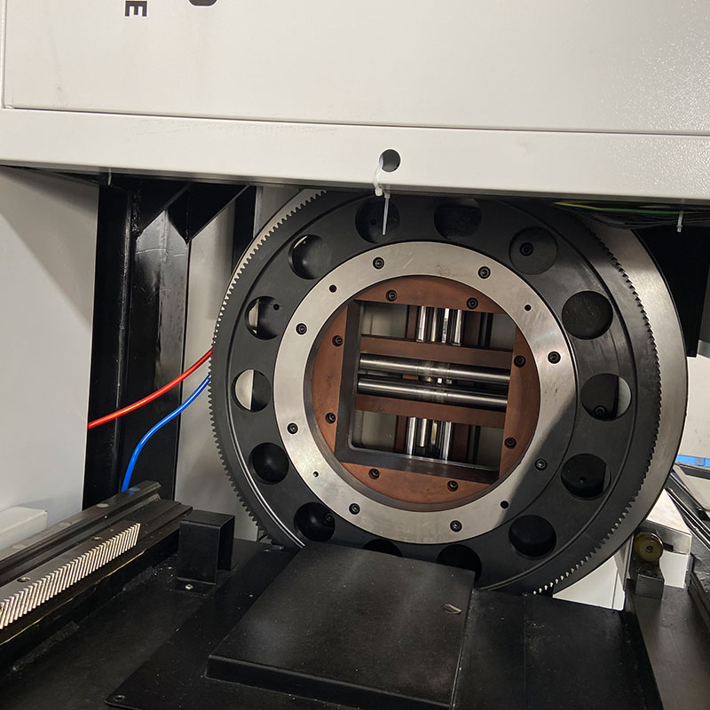 Precision Fiber Laser Tube Cutting Machine High-Speed CNC System for Round, Square &amp; Rectangular Pipes with Automatic Loading