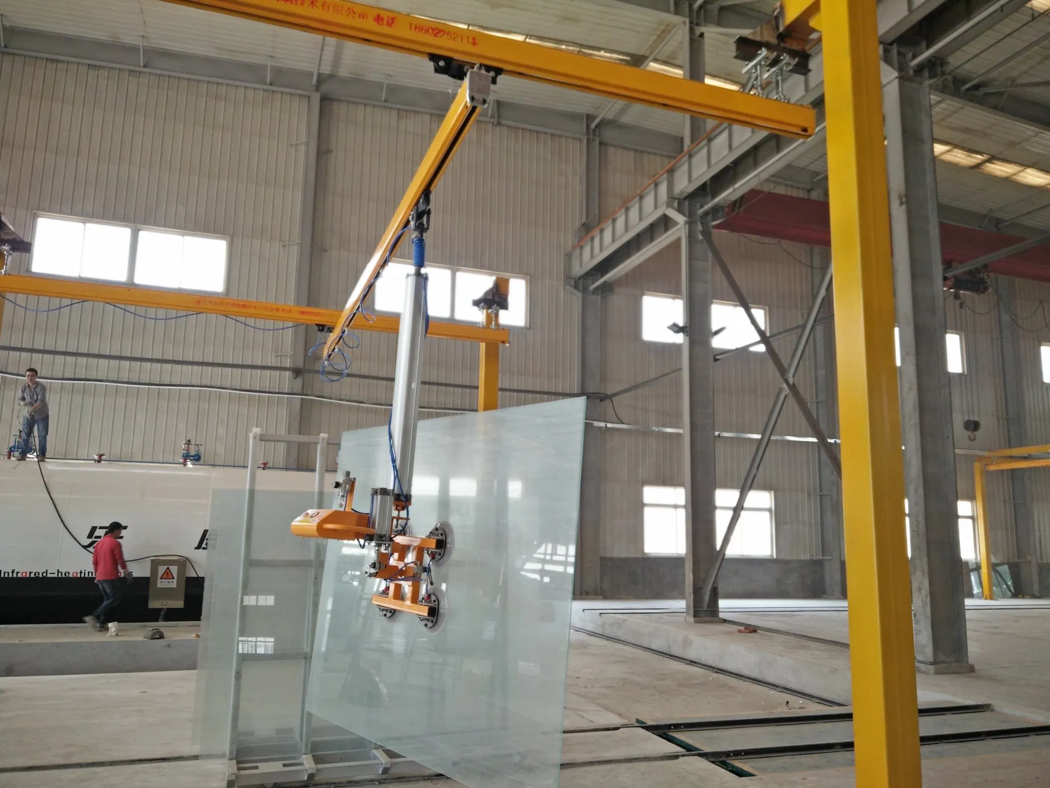 Freestanding Crane System for Glass Process Industry