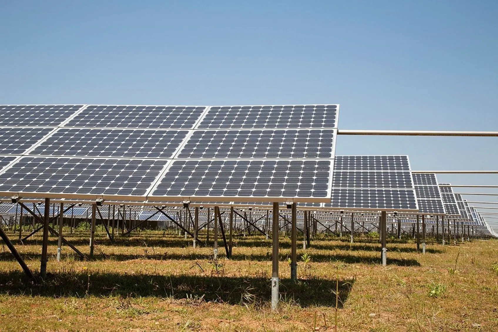 Solar Panel Ground Agriculture Solar Structure Mounting System Solar Farm with Factory Price