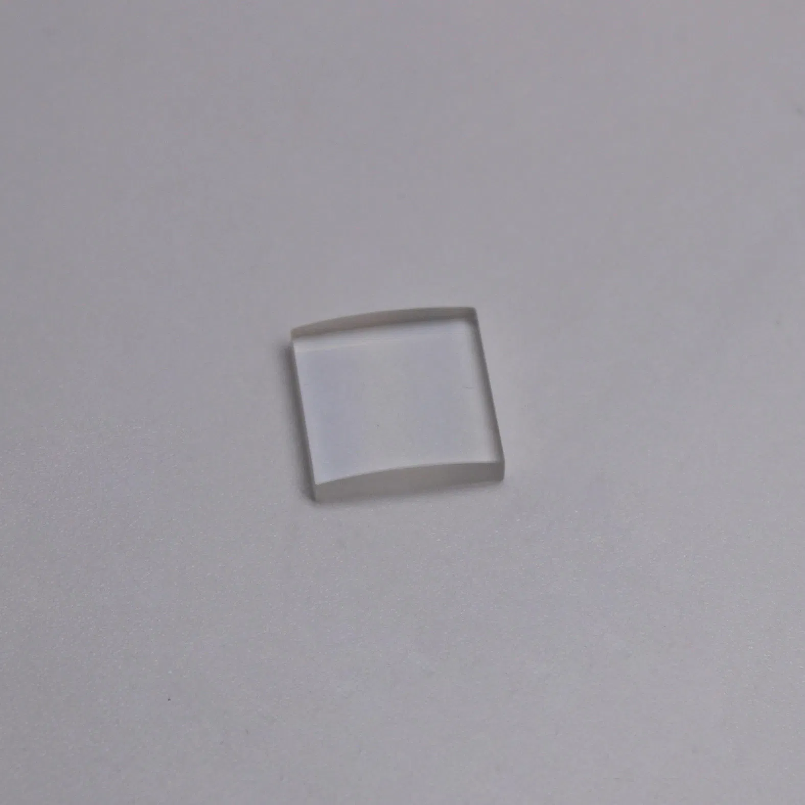 Vy Fused Silica Cylindrical Lens for Optical &amp; Imaging Applications