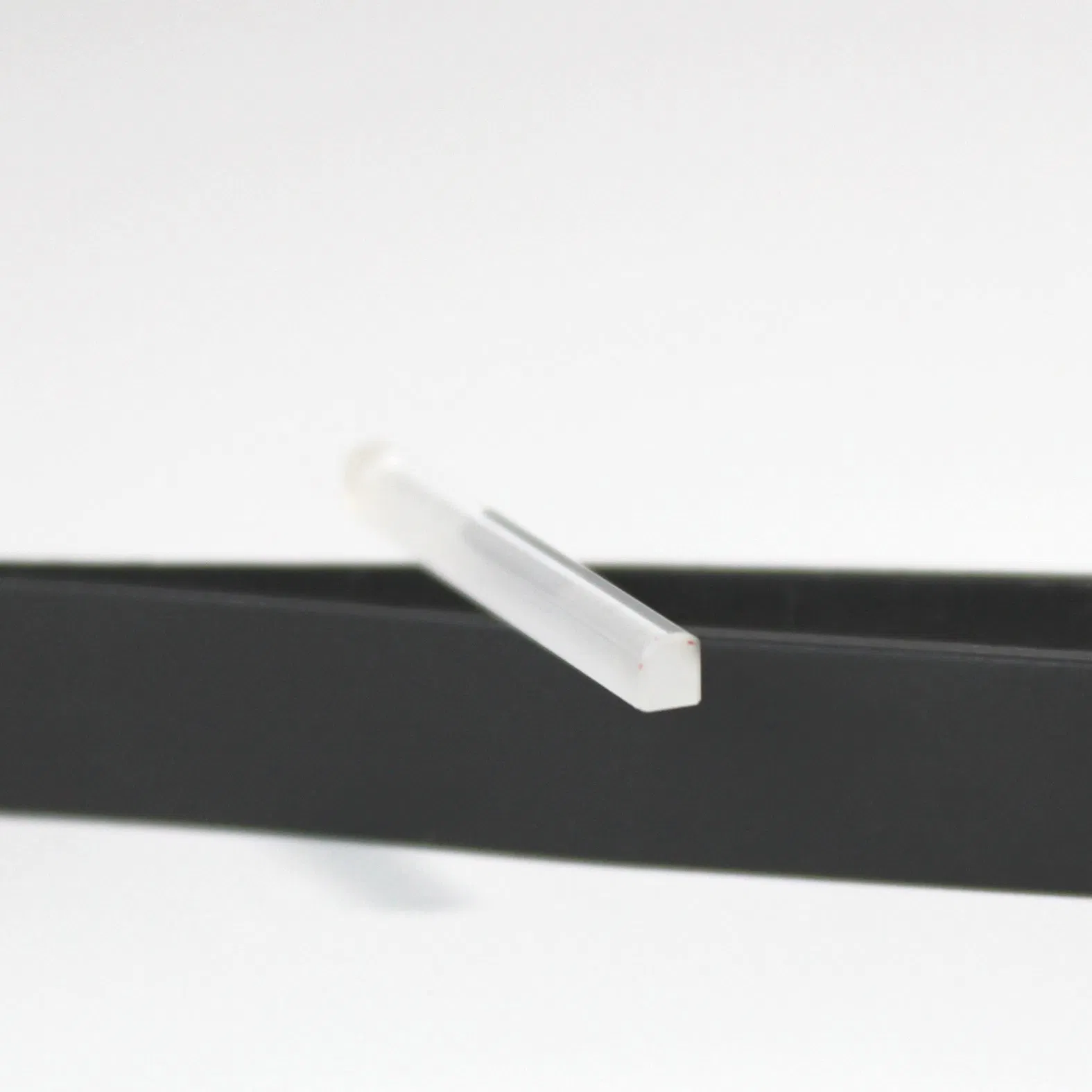 Bk7 Double Concave Cylindrical Rod Lens for Laser Beam Shaping and Optical Systems