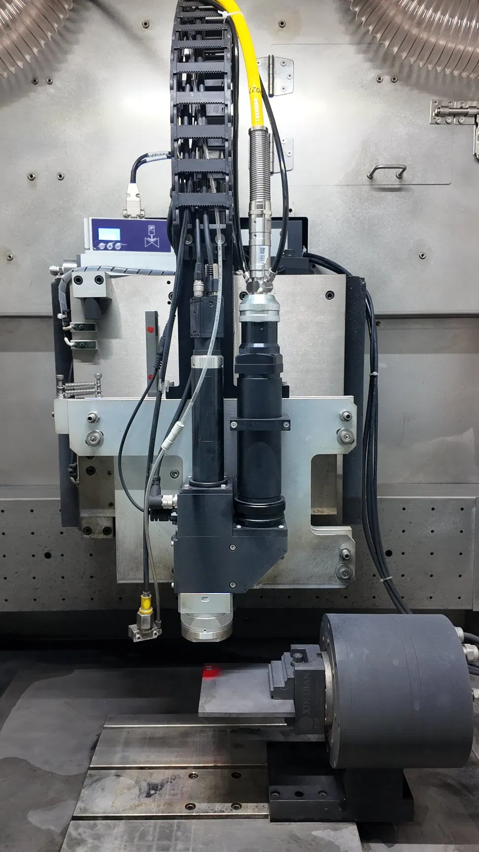 Customized Process Packages for Advanced Water-Guided Laser Cutting