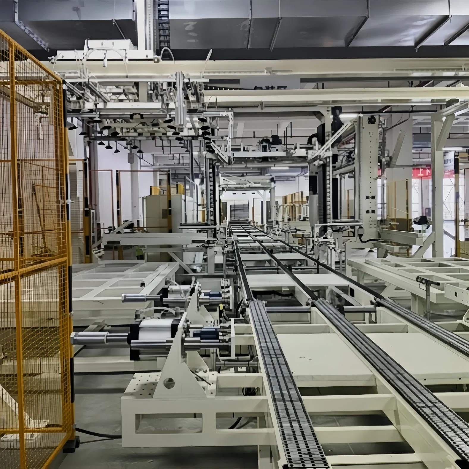 Customized Industrial Packaging Systems for Different Materials, Sizes and Production Requirements