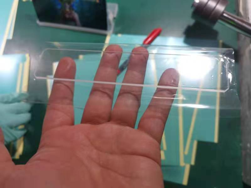 High Transmission and Reflection Sapphire Optical Glass for Detecting Instrument