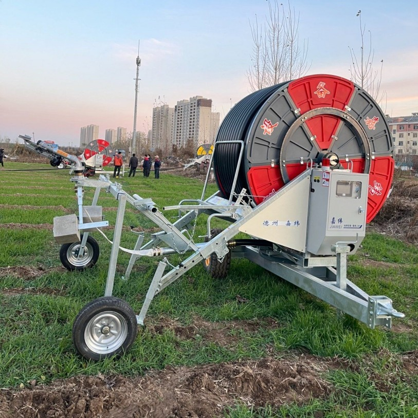 Smart Mobile Irrigation System with Cutting-Edge Sprinkler Technology