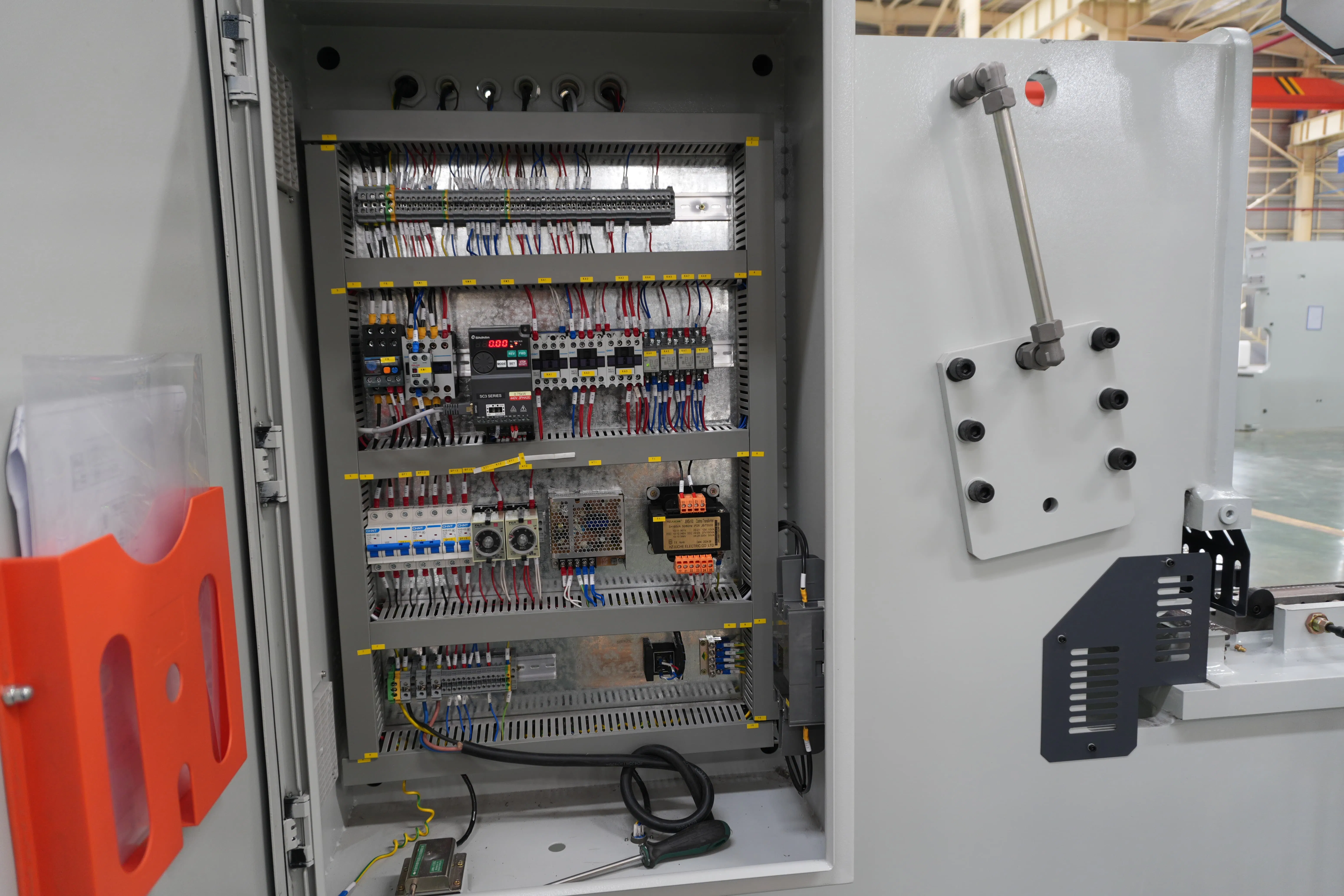 Ultimate Shearing System: Estun Technology for Precision Cutting