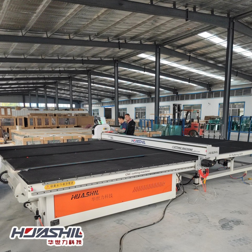 Innovative Glass Processing Solutions for Effortless Mirror Cutting