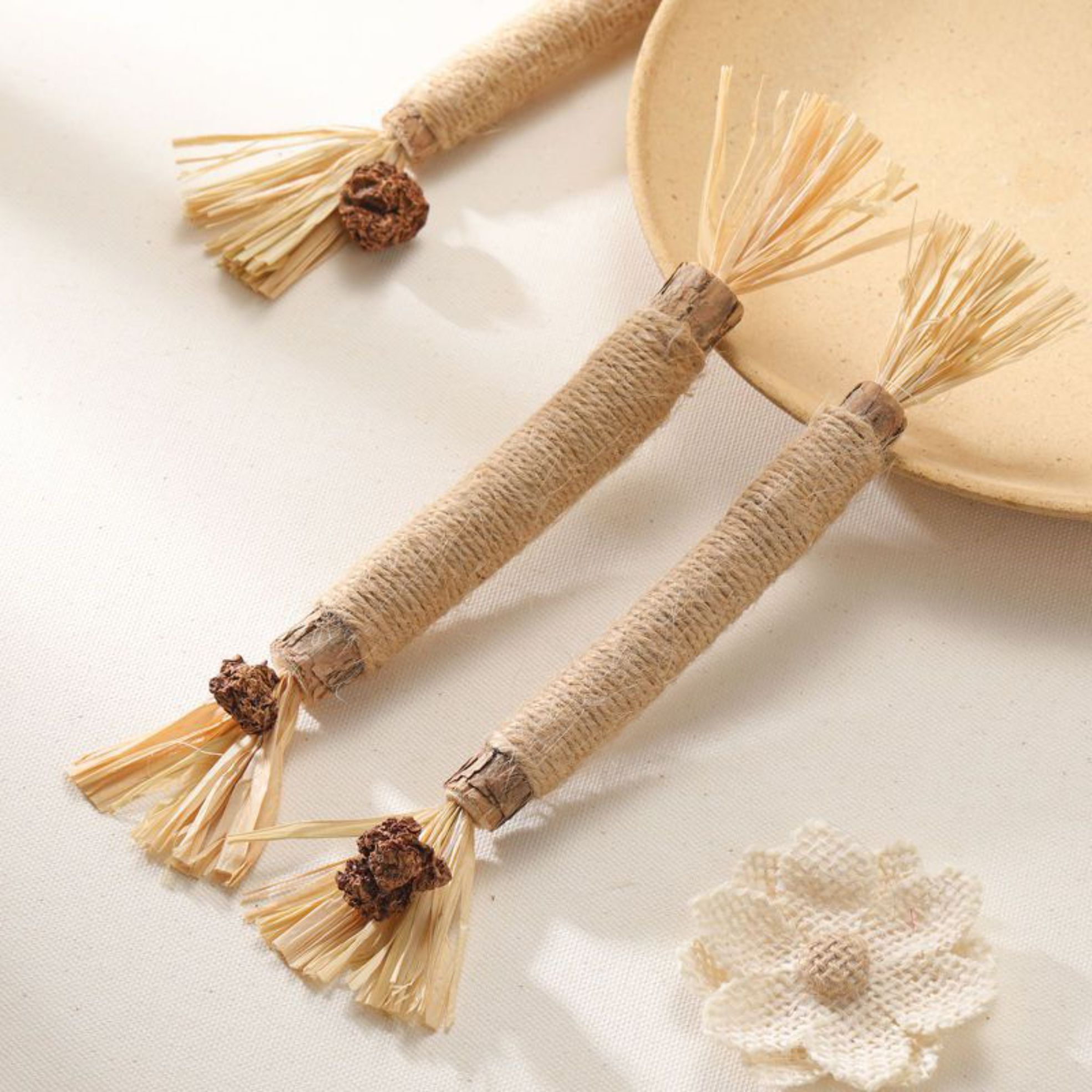 Catnip Rattan Chew Stick Dental Care Mix Kitten Mint Tooth Cleaning Pet Toys Cats Chew Silvervine