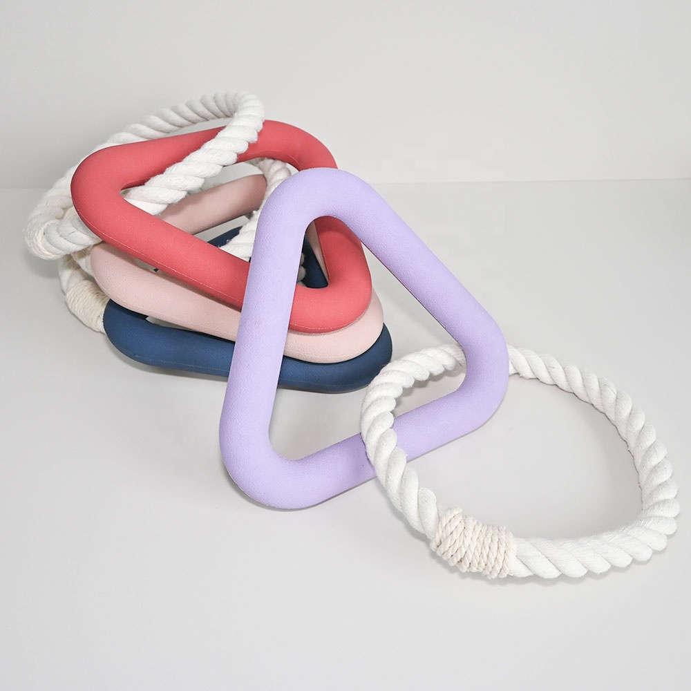 Natural Rubber Dog Tug of War Toy Eco-Friendly Interact Toy with Biodegradable Rope Triangle Design