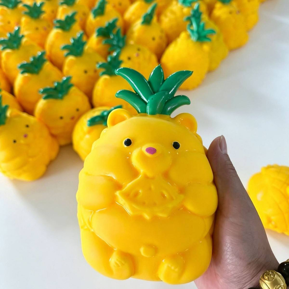 Popular Big Pineapple Simulation Fruit Stress Relief Toy Pineapple Hamster Slow Rebound Release Sensory Toy