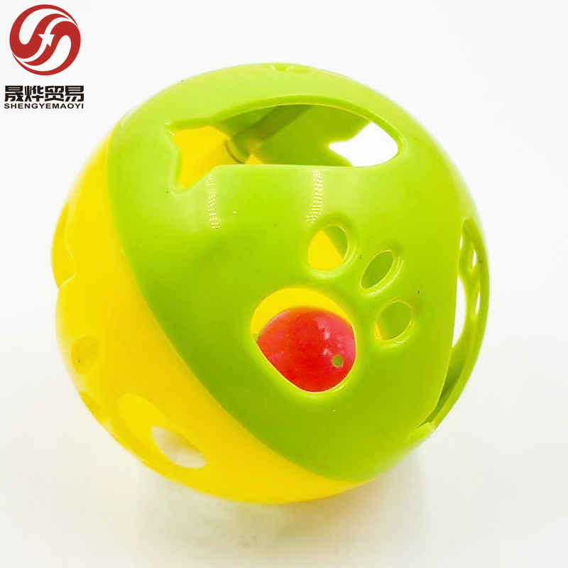 Plastic cat Interactive Toy Ball Mutli Colors Large Size Paw Fish Pattern Cats Plastic Scratching Ball Toy With Bells