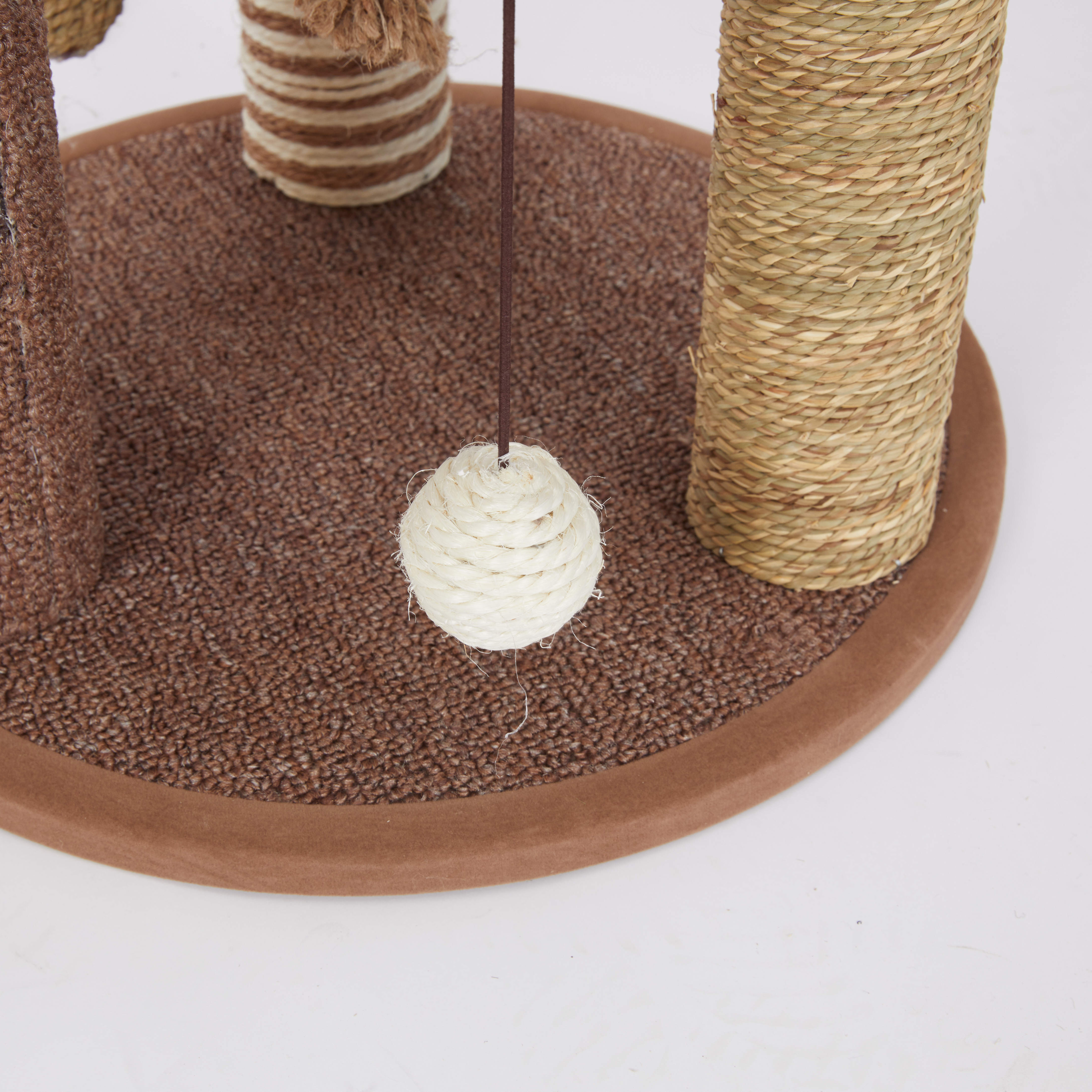 Manufacturer Wholesale Interactive Climbing Platform Cat Scratcher Tower Cat Tree With Plush Toy