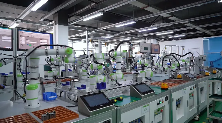 AI Kitchen Retail Robot