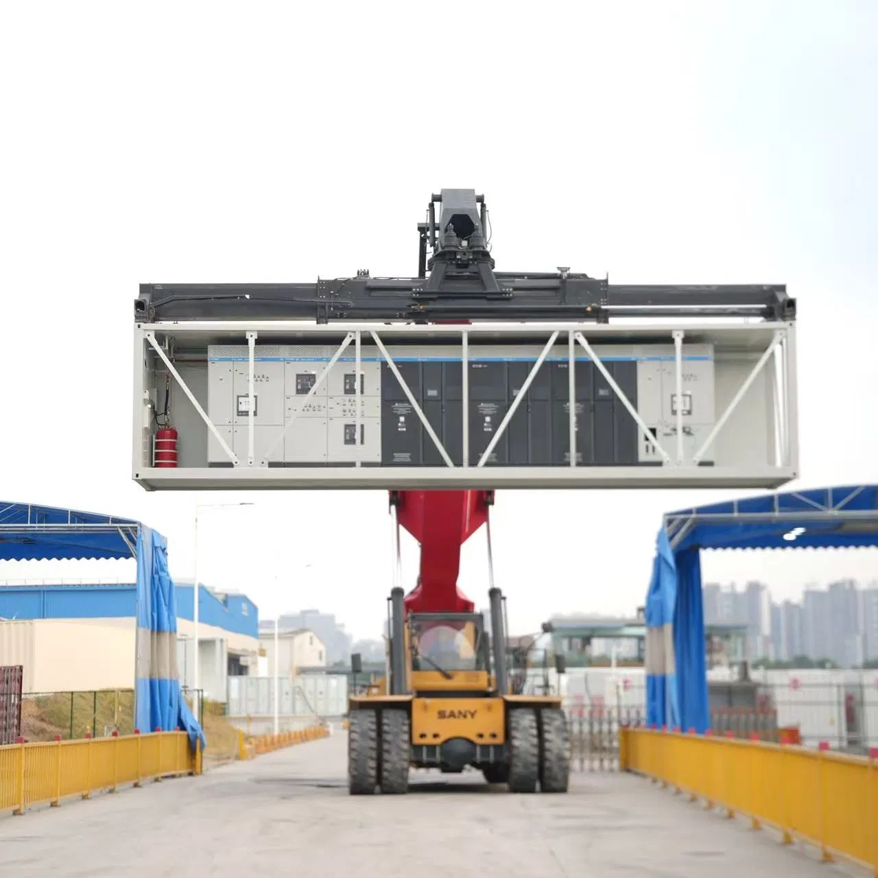 Vertiv Smartmod Rapidly Deployable, Scalable Data Center in a Box