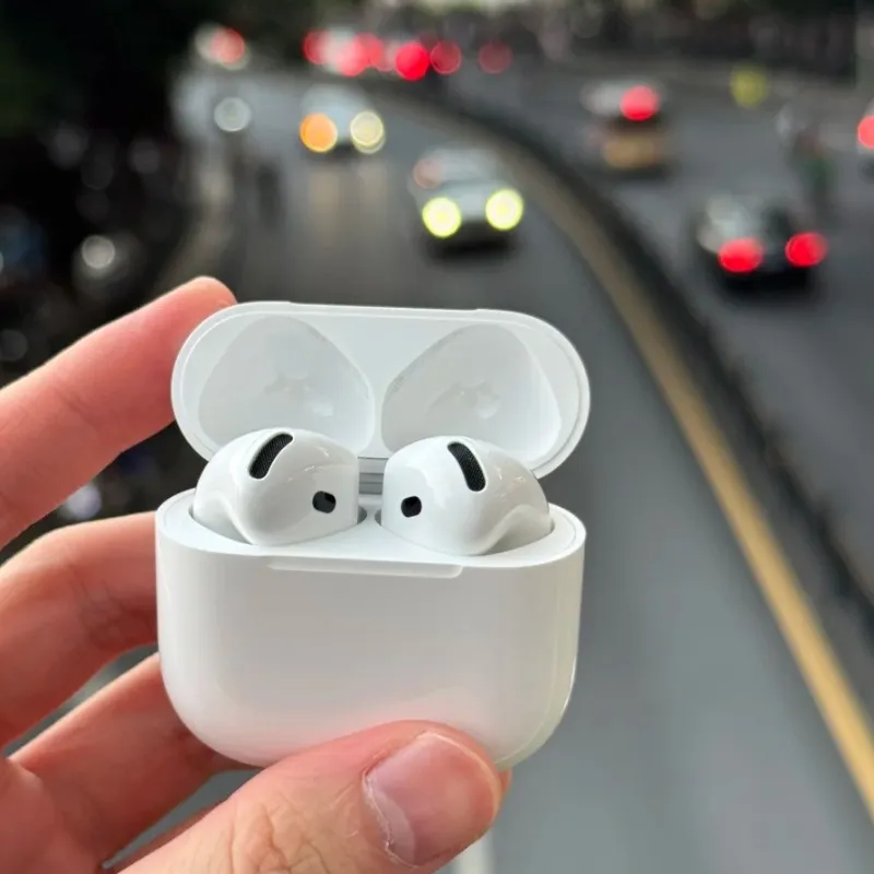 Earphone 3