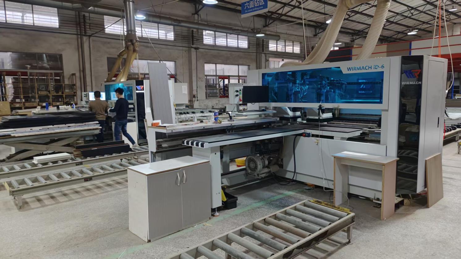 آلة الحفر CNC الرقمية للدقة القياسية في التصنيع