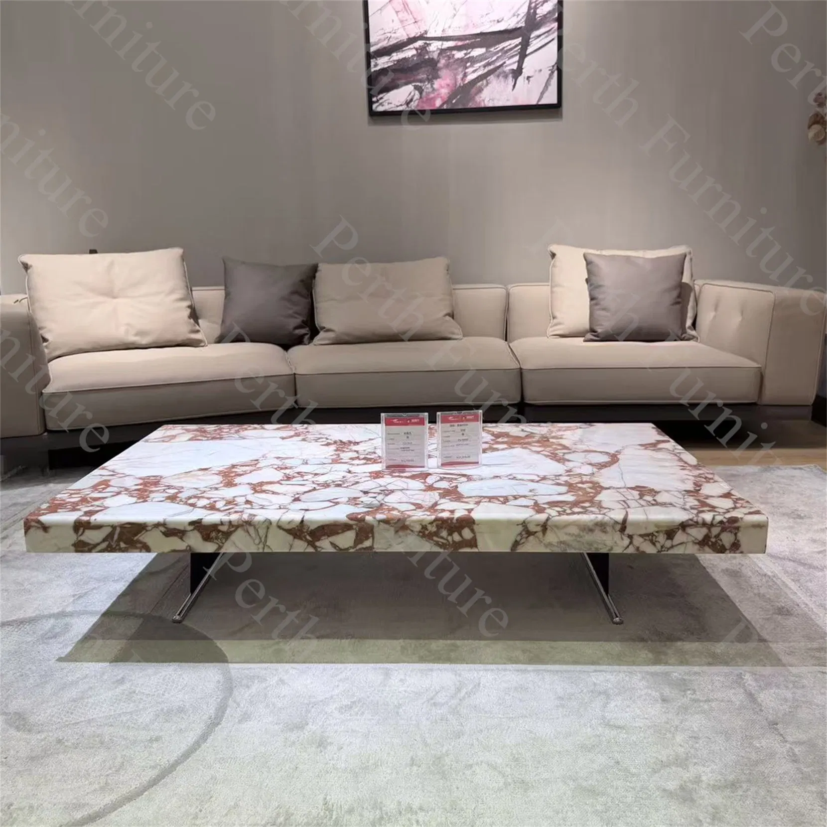 طاولة قهوة بتصميم عصري مع سطح من الرخام الطبيعي وأرجل من الفولاذ المقاوم للصدأ للاستخدام في المنزل أو الفندق أو المطعم أو غرفة المعيشة