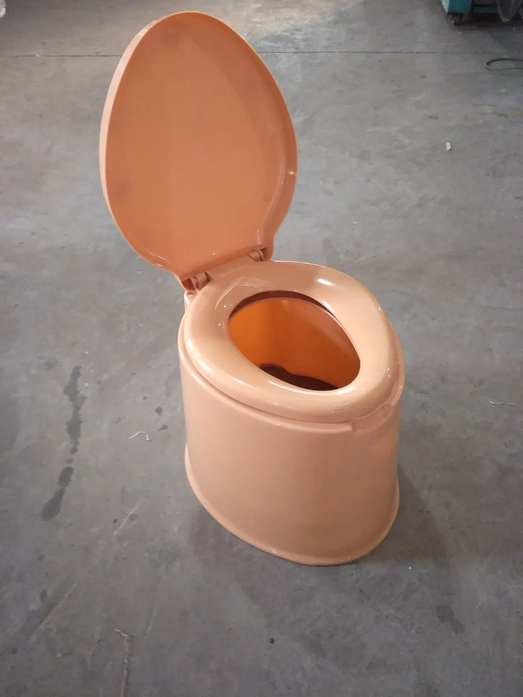 Plastic Movable Commode View 3